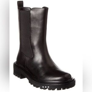 NWOB Tory Burch Benton Lug Sole Chelsea Boots Black leather size 10.5